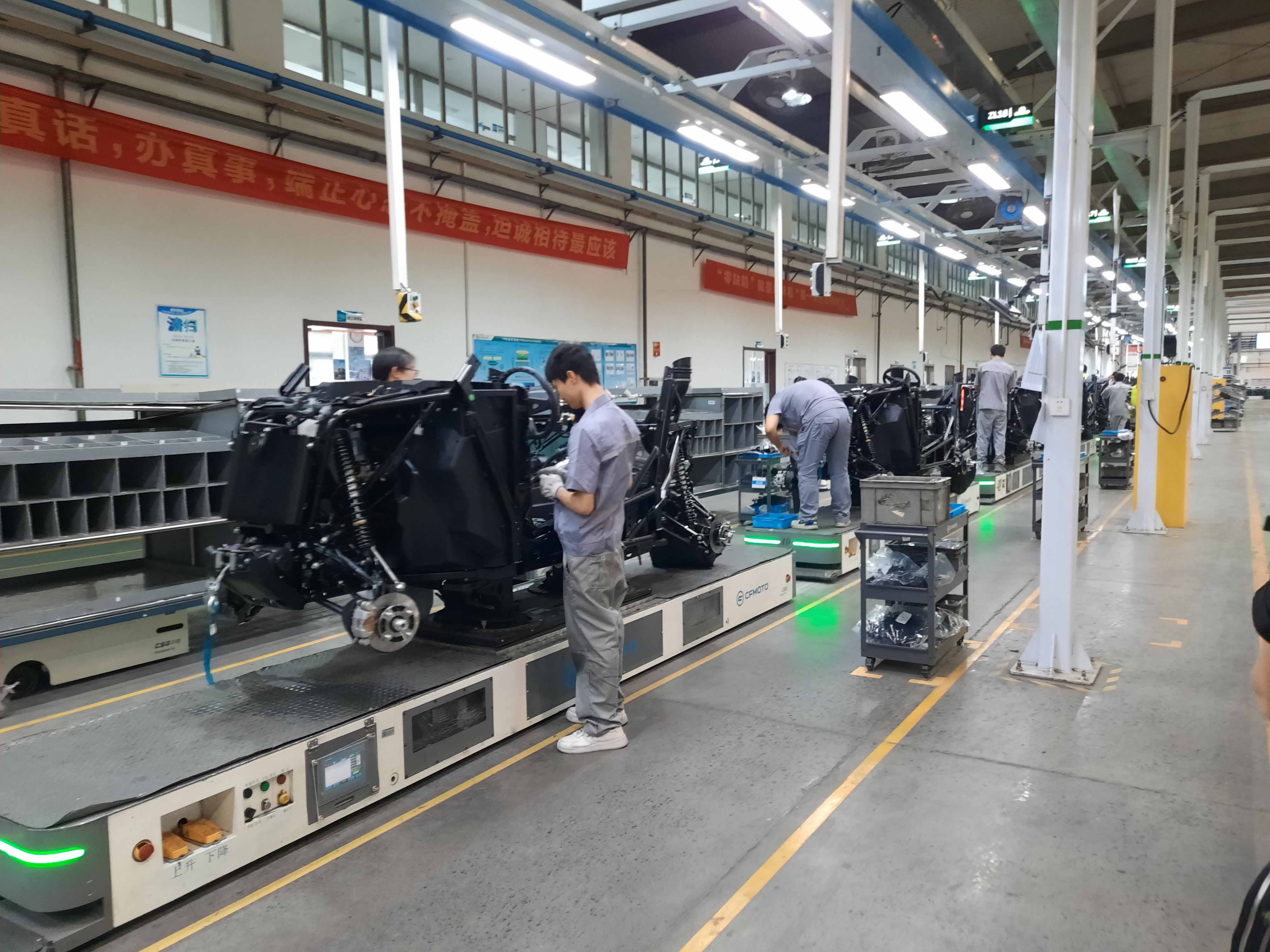linka-vyroba-cfmoto-cina